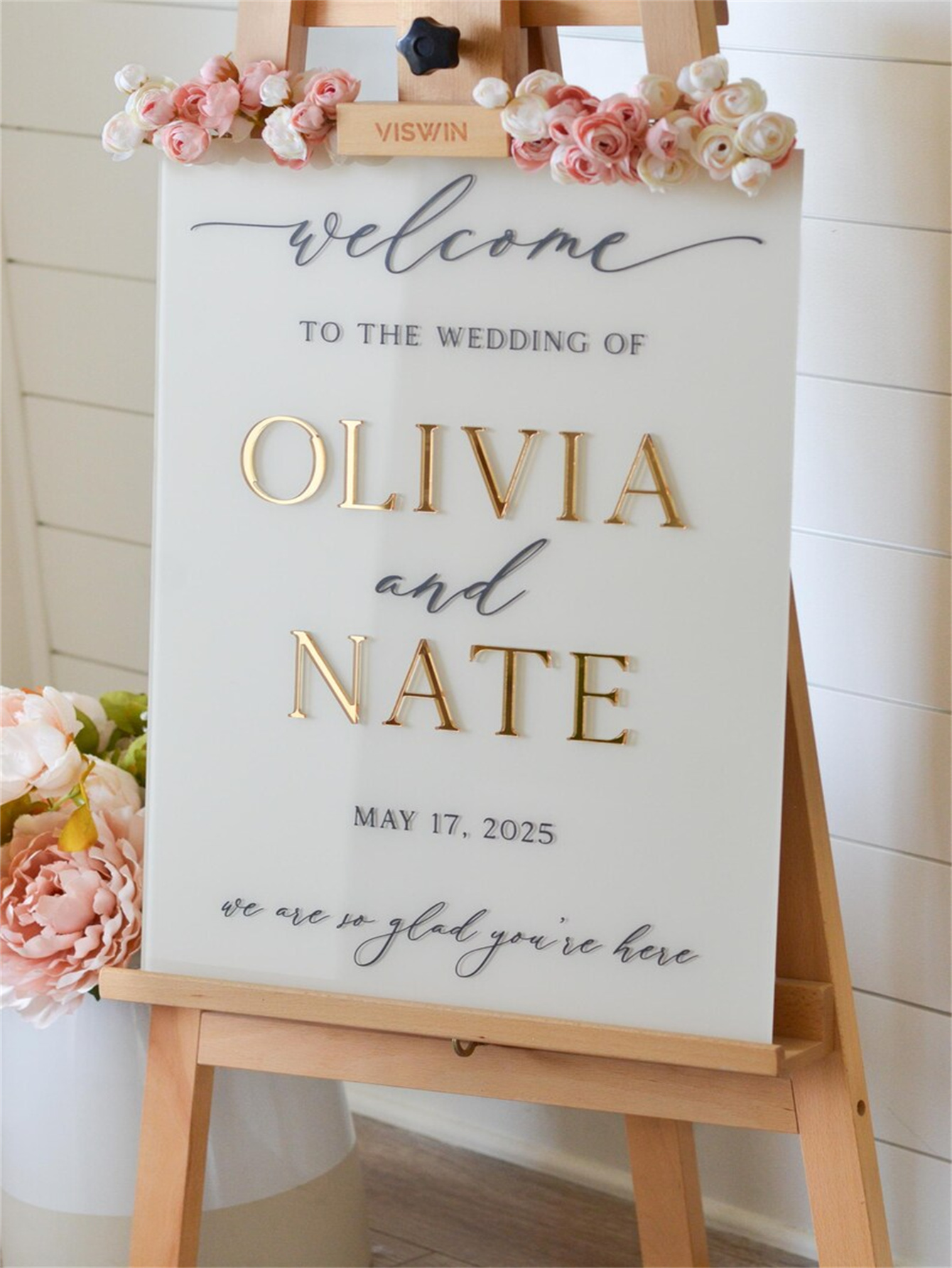 Wedding Welcome Sign - Personalized acrylic wedding welcome sign, modern and fashionable decoration of the wedding entrance. Welcome to our wedding sign