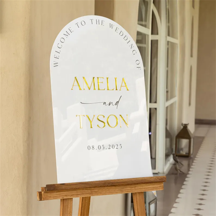 Wedding Welcome Sign - Personalized acrylic wedding welcome sign, modern and fashionable decoration of the wedding entrance. Welcome to our wedding sign