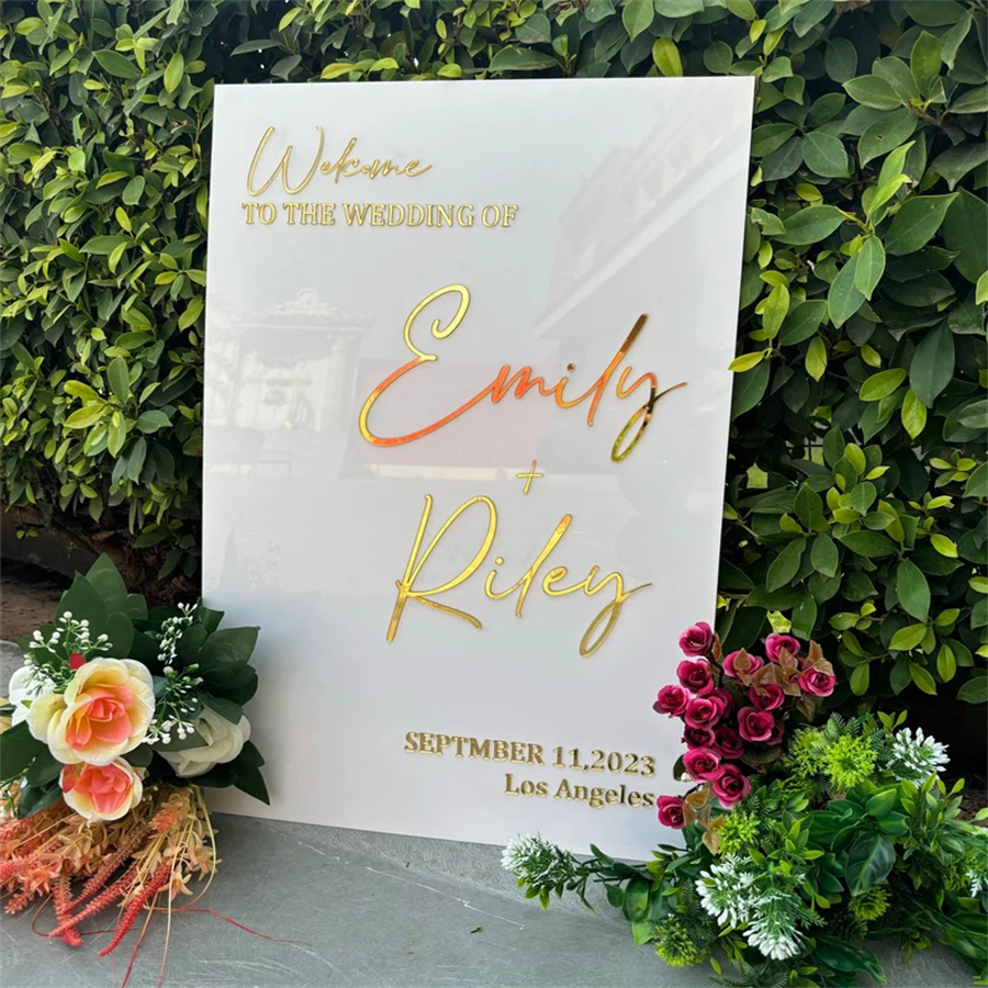 Wedding Welcome Sign - Personalized acrylic wedding welcome sign, modern and fashionable decoration of the wedding entrance. Welcome to our wedding sign