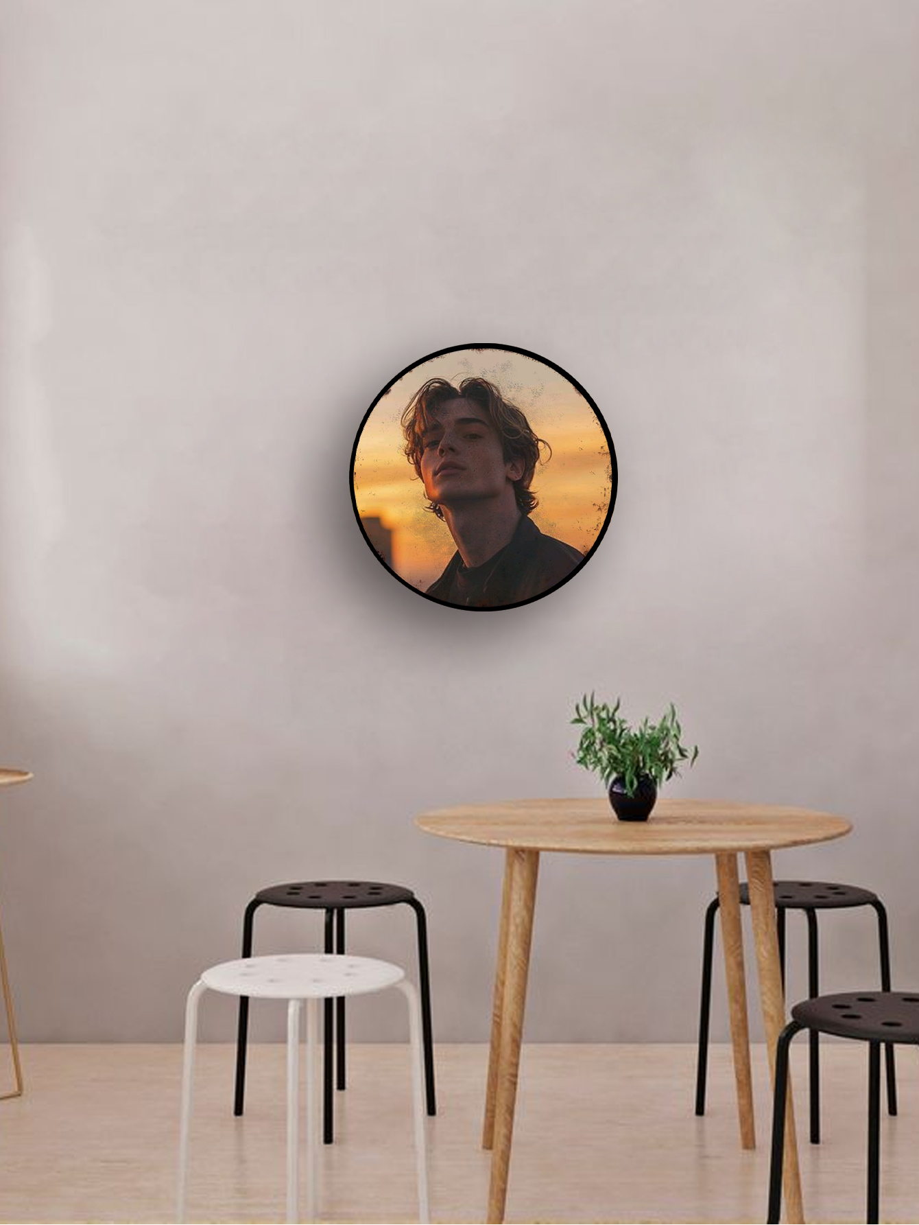 Custom Round Tin Wall Painting