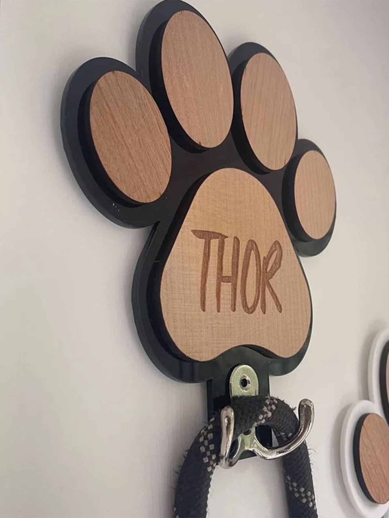 Leash Hook – Custom Wooden Paw Wall Hook