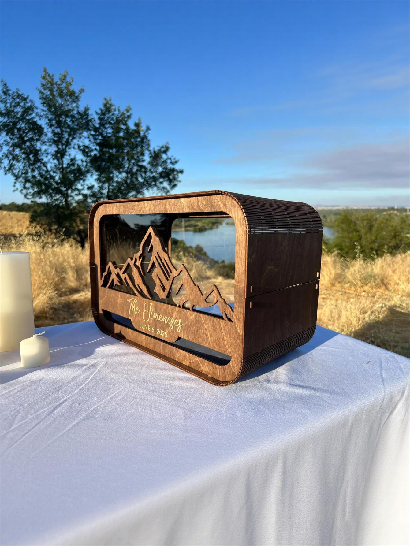Personalized mountain view wedding greeting card box, country-style wooden coin box, custom engagement gift