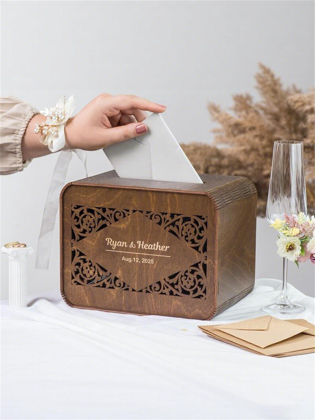 Wooden card boxes, personalized wedding card boxes, and bride gift-giving card boxes