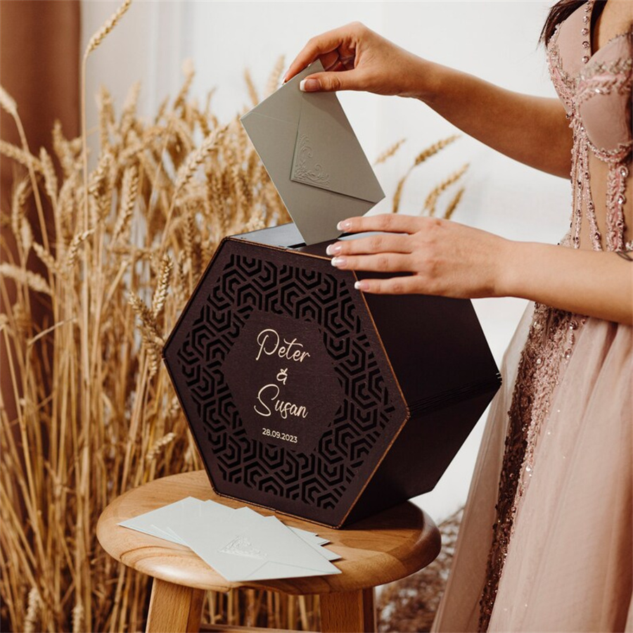 Rural-style wedding card box: Carved wooden souvenirs, personalized engagement gifts for the newlyweds